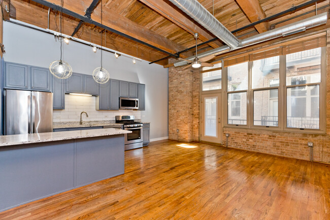 Foto del edificio - 1500 W Monroe St