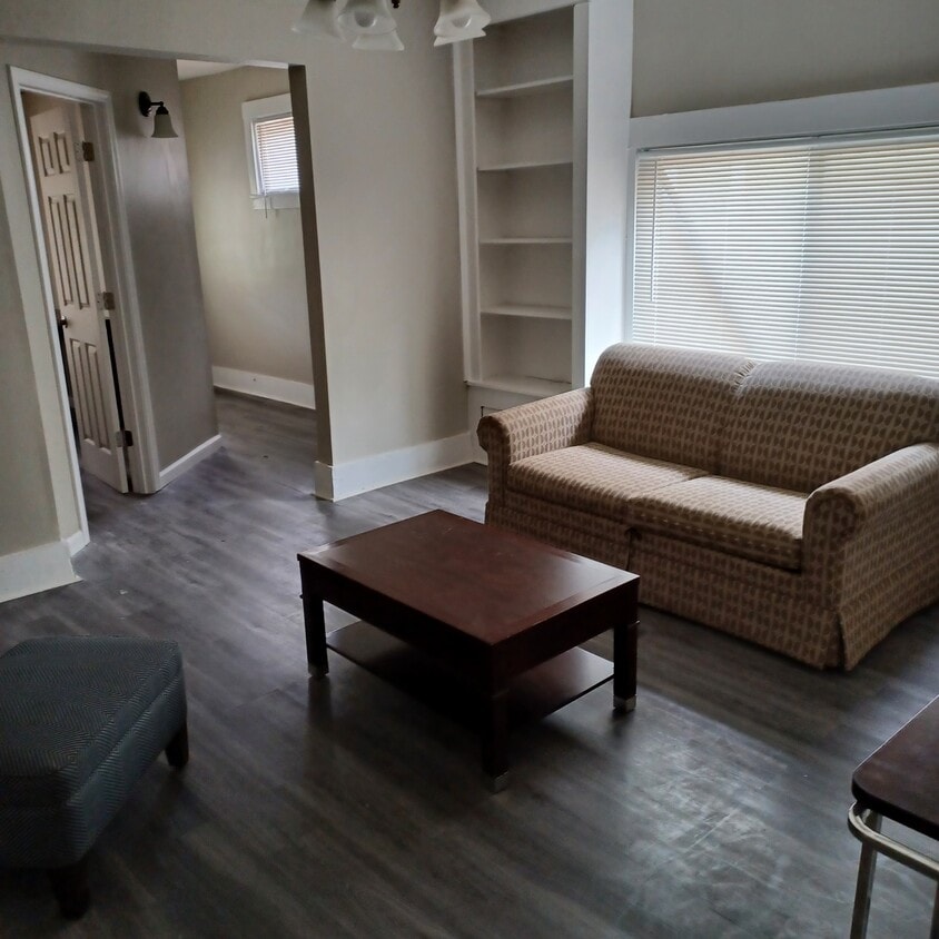 11600 Beulah Ave, Cleveland, OH 44106 Townhome Rentals in Cleveland