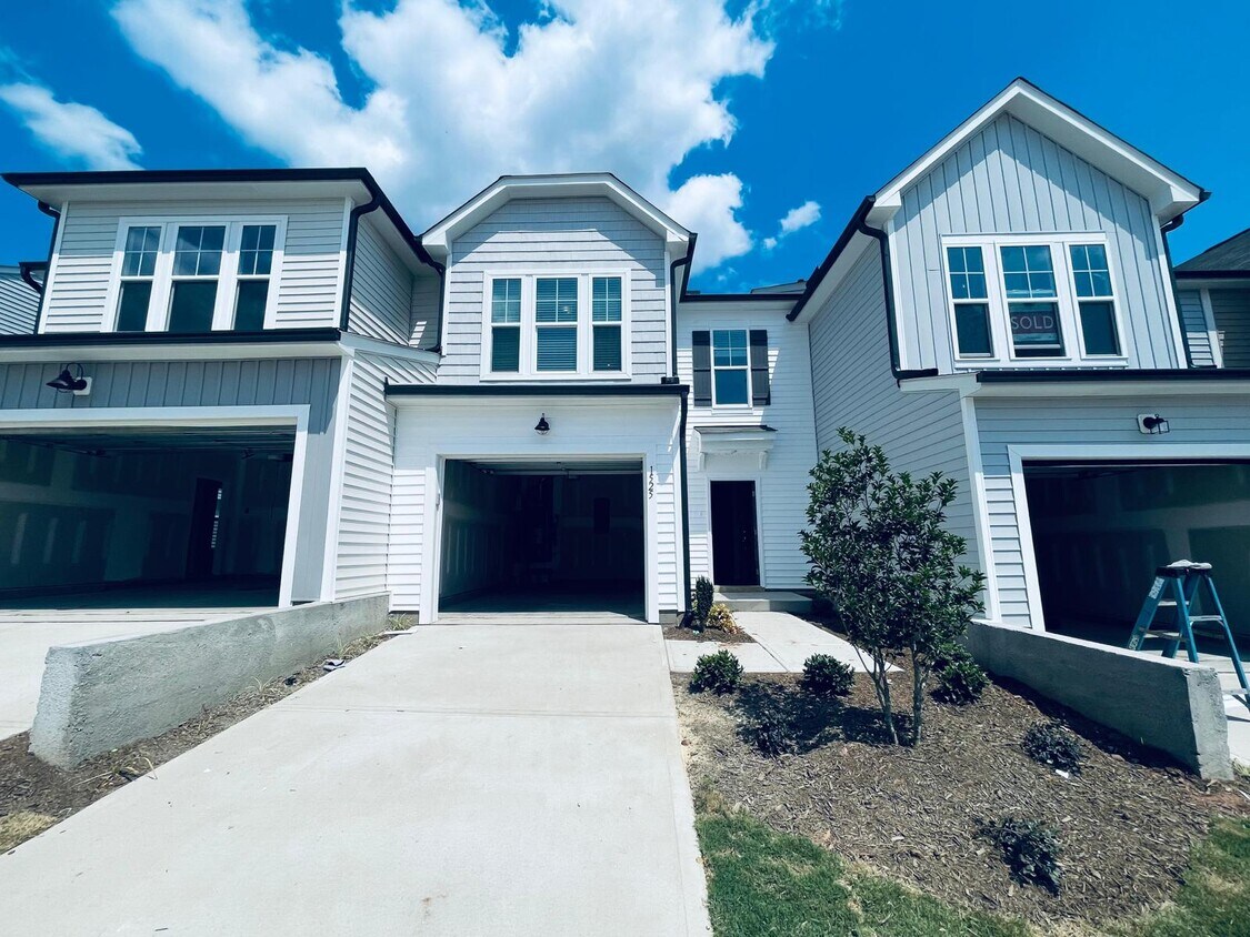 1525 Smoky Mountains St, Durham, NC 27713 Townhome Rentals in Durham