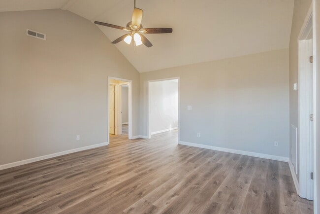 Foto del edificio - 8208 Minehead Dr