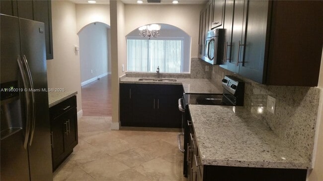 Foto del edificio - 11071 SW 11th Pl