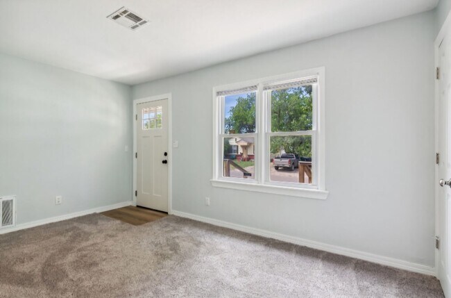 Building Photo - Newly Remodeled Home near the Village