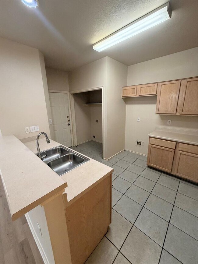 Foto del edificio - 508 Tablerock Cir