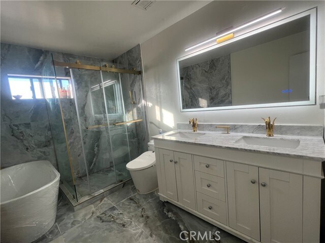 Building Photo - 5522 Farna Ave