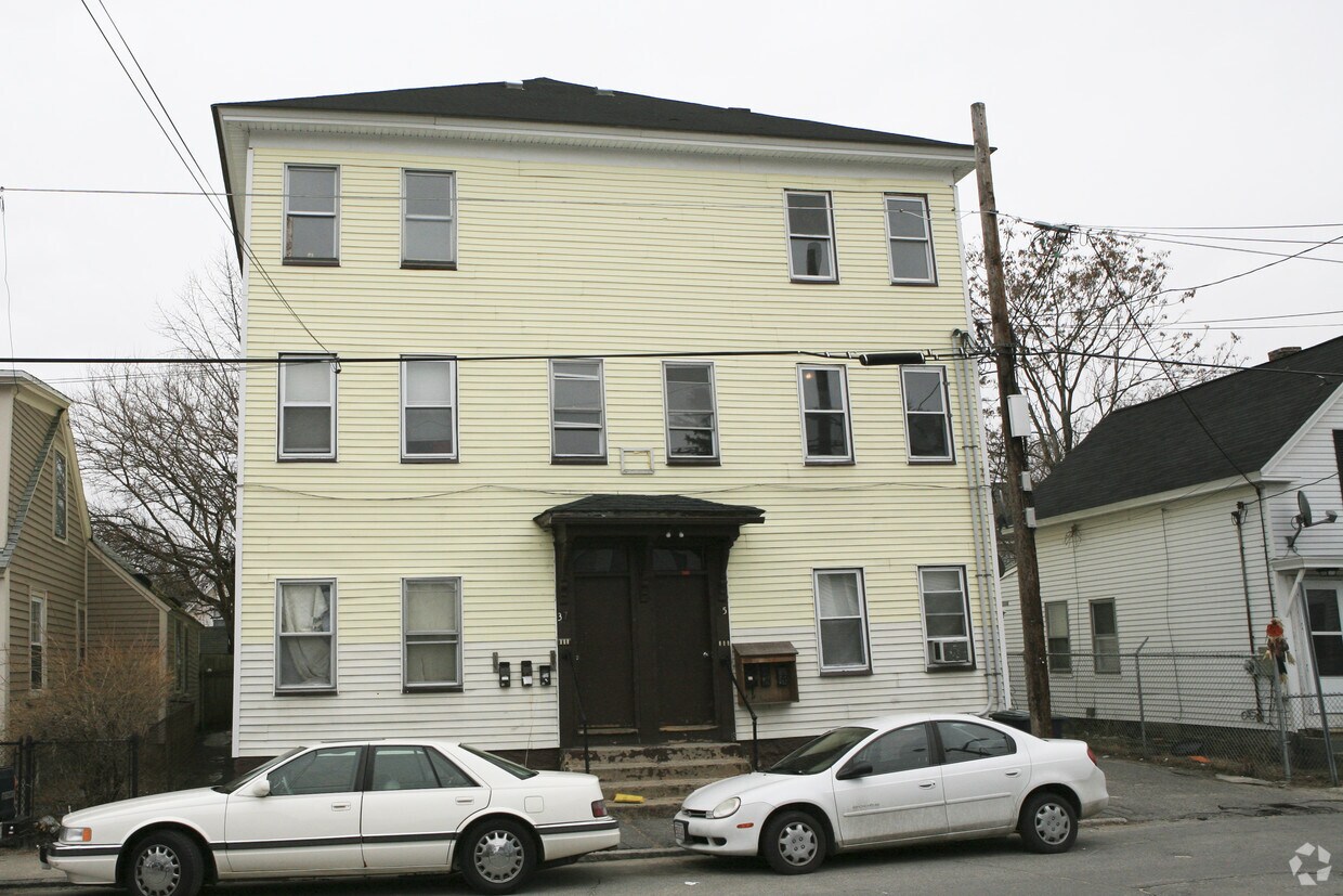 Primary Photo - 35-37 Fulton St