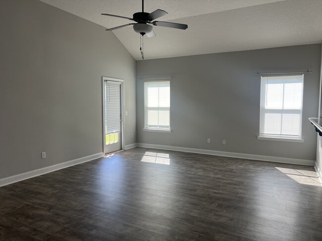 Building Photo - 364 Thorp Circle