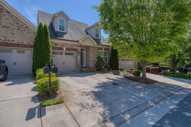 Foto del edificio - 3 Bedroom, 3 Bathroom Winston Salem Townhome