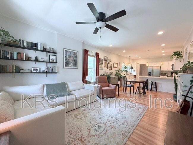 Photo - 209 Moline Street House
