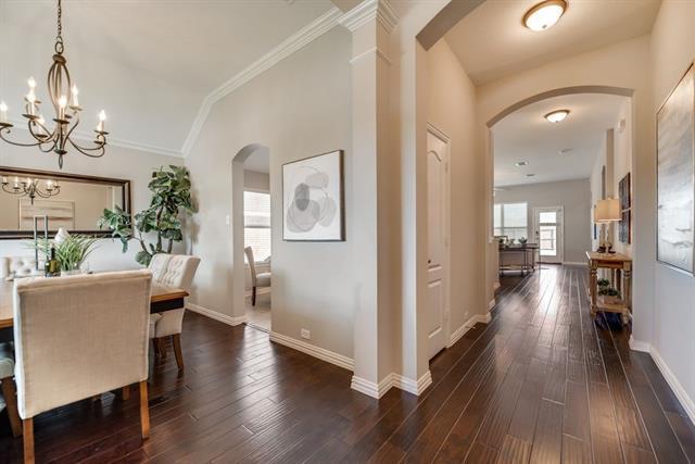 Foto del edificio - 2609 Lake Ridge Dr