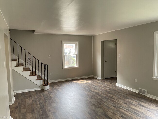 Foto del edificio - 4 br, 1.5 bath House - 700 Glenwood Avenue