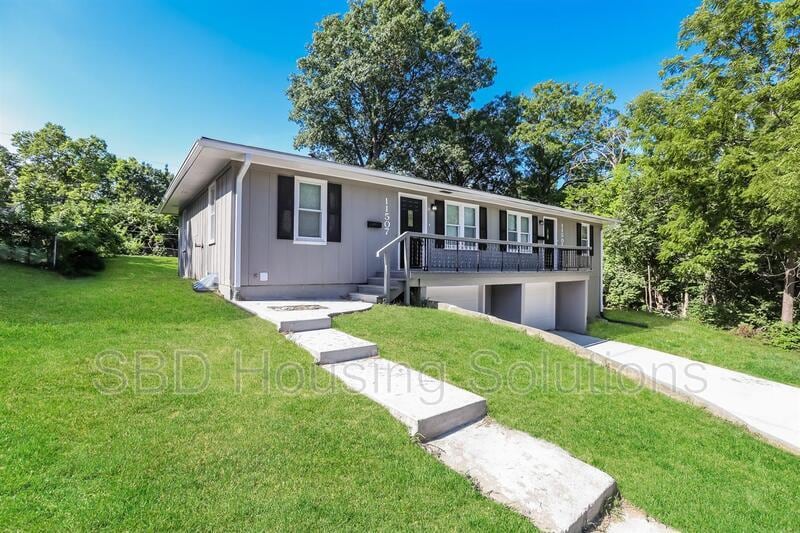 Primary Photo - 11507 E Anderson St