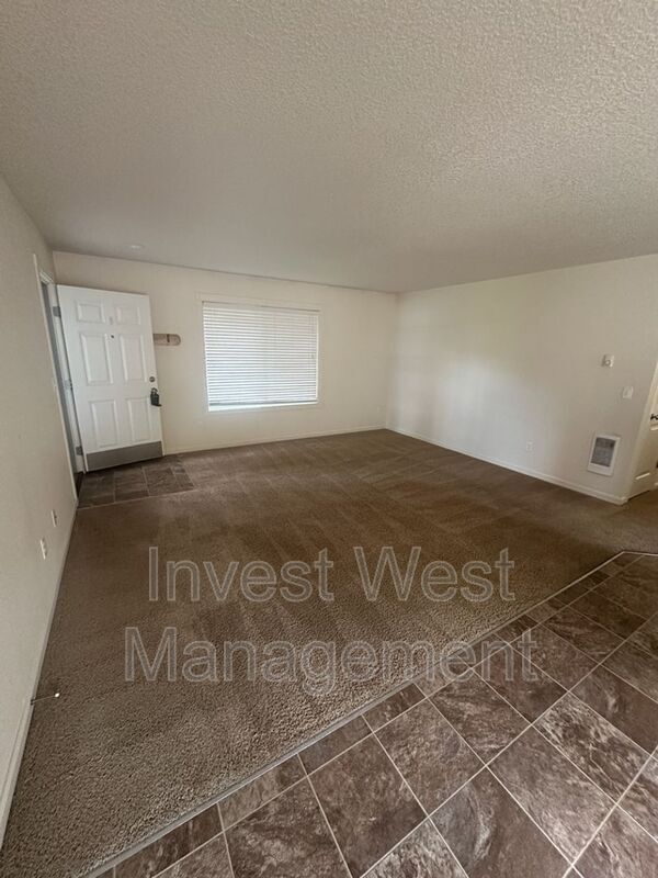 Foto del edificio - 4211 NE 135th Ave