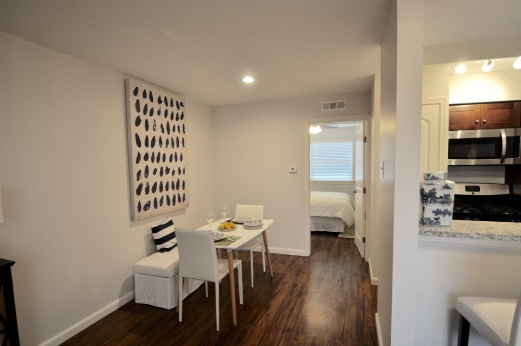 Foto principal - 4903-4911 Junius St