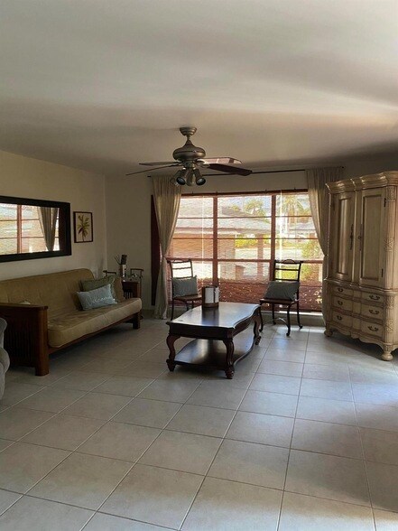 Foto del edificio - 1772 Ave I