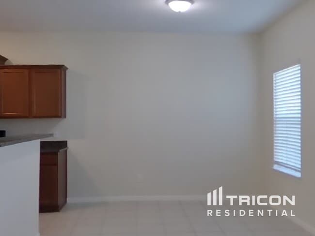 Building Photo - 640 Totem Trail Dr
