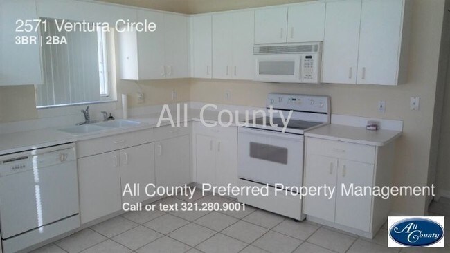 Building Photo - 2571 Ventura Cir