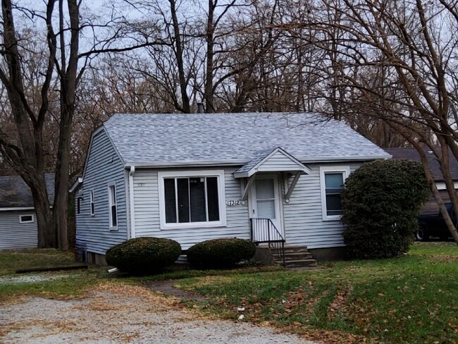 Foto del edificio - Cozy East Hazel Crest Home