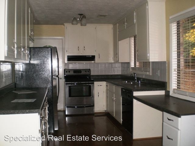 Building Photo - 495 Wavetree Dr