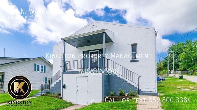Building Photo - This 3 Bedroom 1 Bathroom is Now Available!!