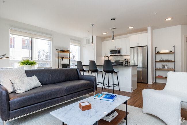 2BR, 2BA - The Nell