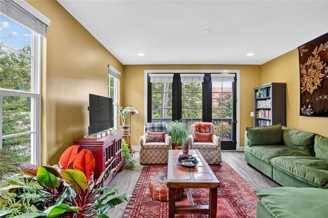 Foto del edificio - 1220 Oxley Pl NW