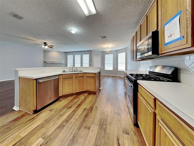 Building Photo - 5405 Alazan Bay Dr