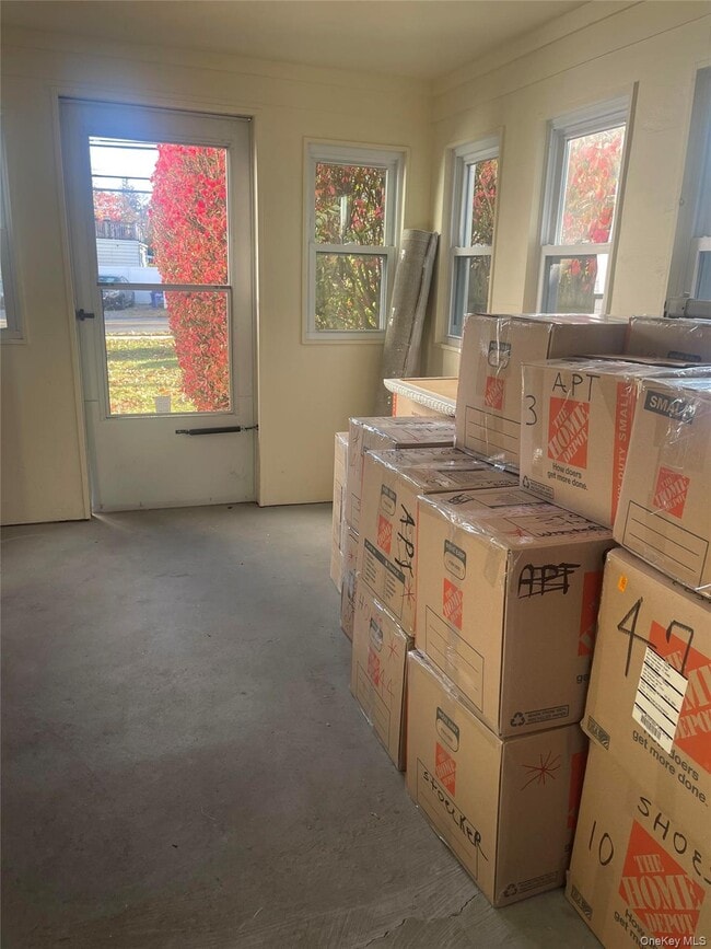 Building Photo - 206 Dickinson Ave