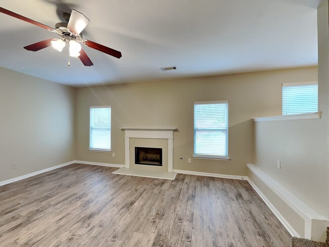 Foto del edificio - 3178 Hunting Creek Pass