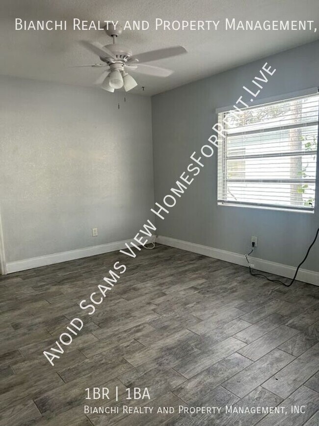 Foto del edificio - 215 10th St SW