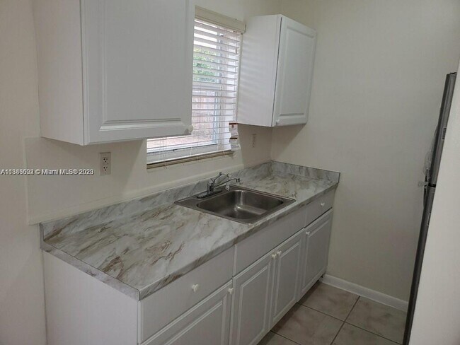 Building Photo - 20711 NW 32nd Pl