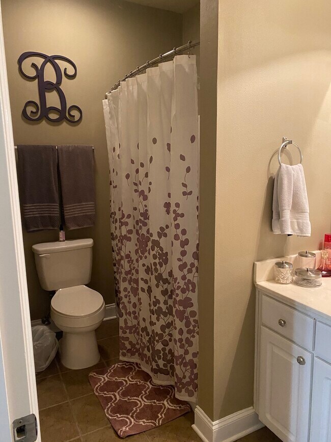 Foto del edificio - 4441 Burbank Dr