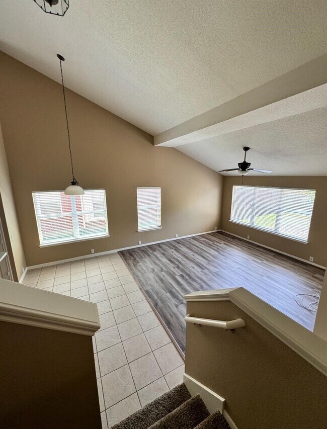 Foto del edificio - 17435 Prospect Meadows Dr