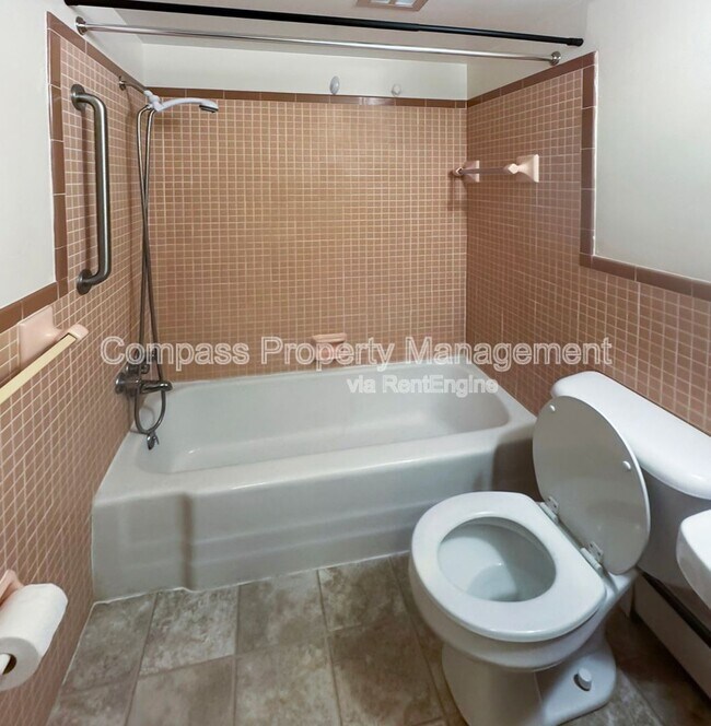 Foto del edificio - 2839 S Burdick St