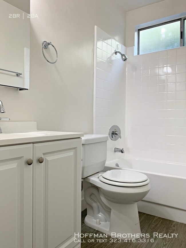 Building Photo - 5301 Newcastle Avenue -Encino, CA 91316