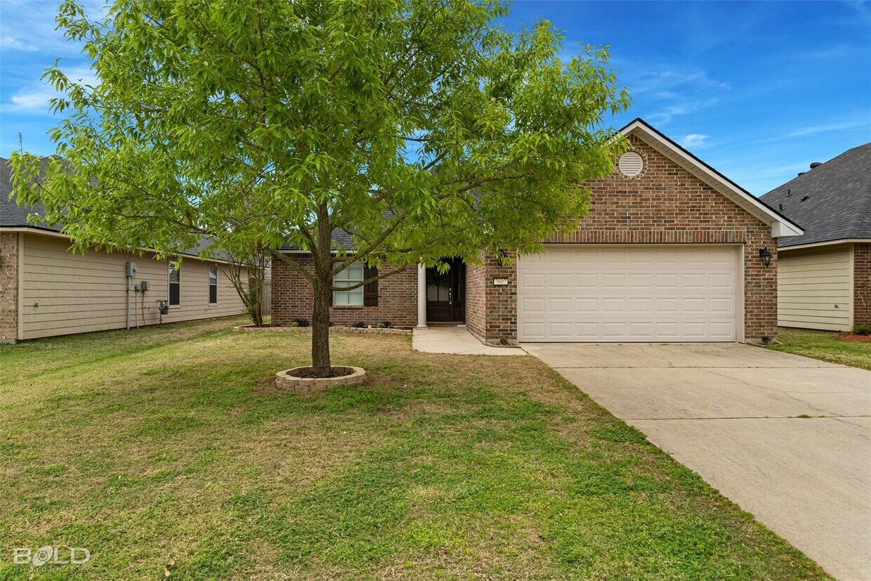 LEGACY BEAUTY.. Close to Barksdale Air For... House Rental in Bossier