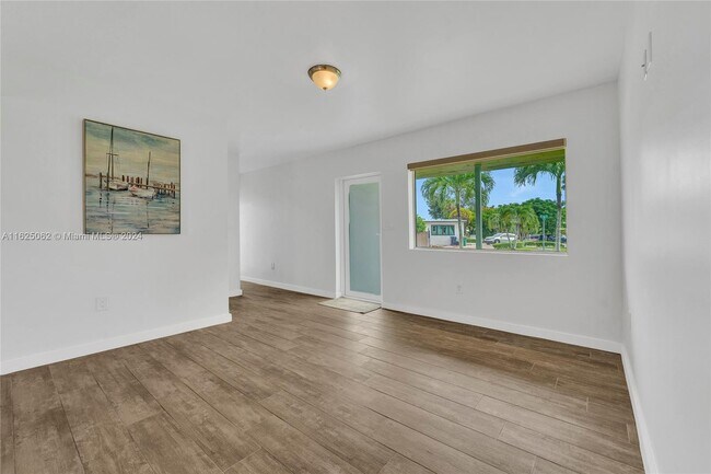 Building Photo - 11250 SW 46th St