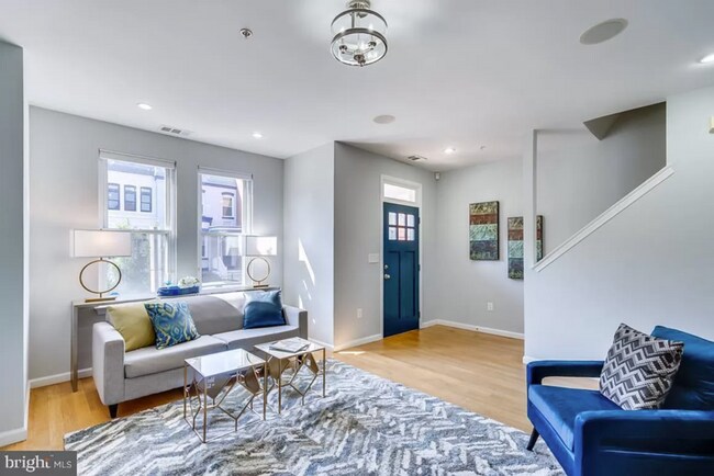 Building Photo - Three-Bedroom LeDroit Park Gem w/ Parking!
