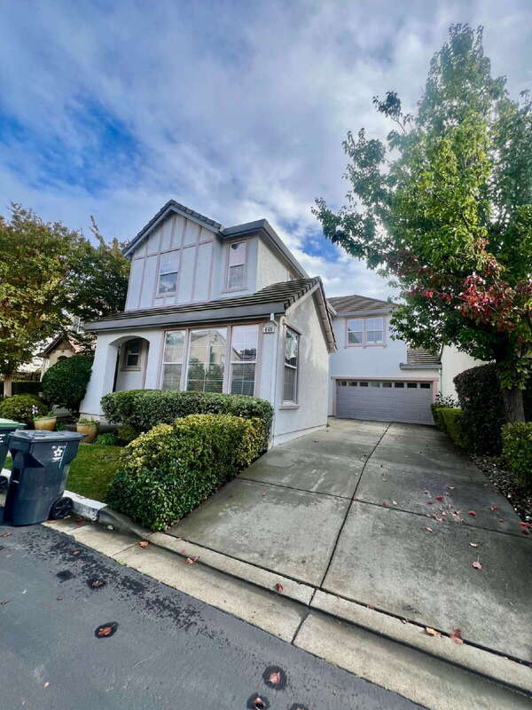 Foto del edificio - 668 Granite Ln