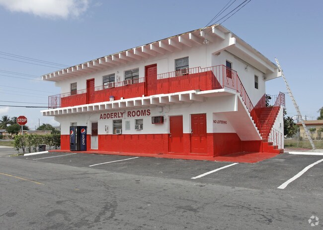 Foto del edificio - The Aderly Rooming House