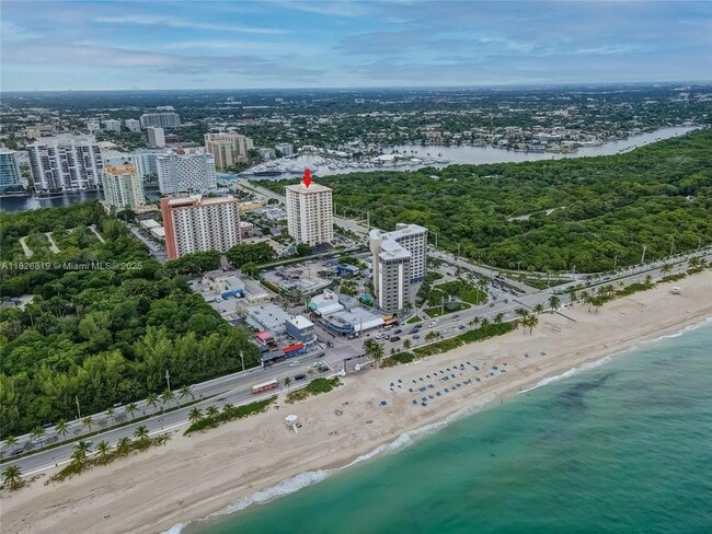 Foto del edificio - 3000 E Sunrise Blvd