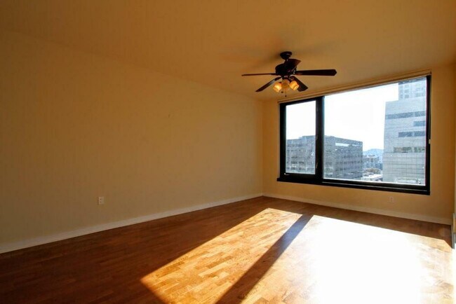 Foto del edificio - 199 New Montgomery St