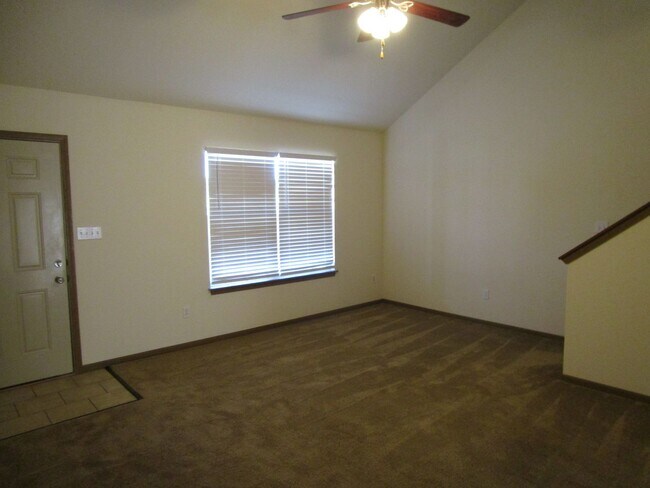 Building Photo - 505-507 Glenstone Dr.