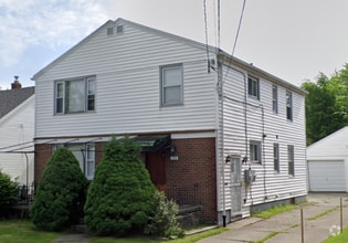 Building Photo - 171 Springville Ave