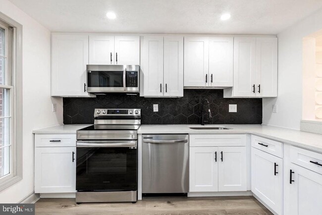 Foto del edificio - 17409 Founders Mill Dr