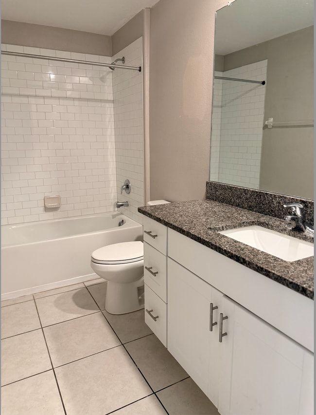 Building Photo - 12747 Weston Oaks Ln