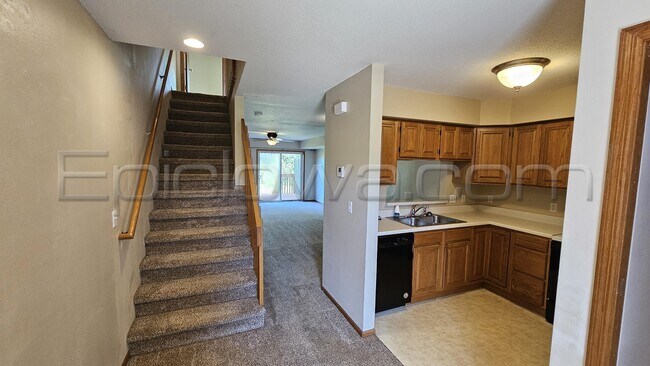 Foto del edificio - 2690 6th St