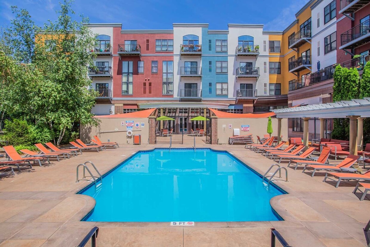 Excelsior & Grand Apartments 4732 Excelsior Blvd Saint Louis Park, MN