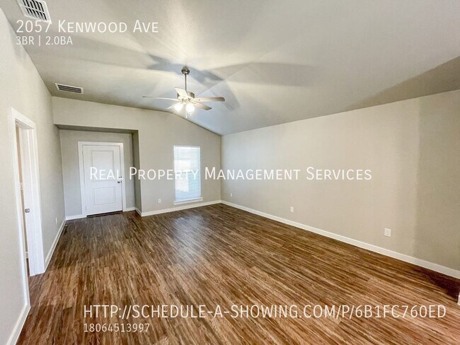 Building Photo - Beautiful 3/2 Home