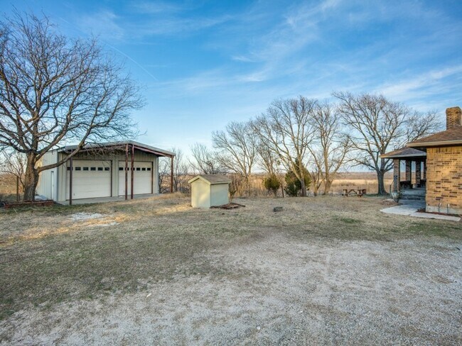 Foto del edificio - 4774 N Bonnie Brae St