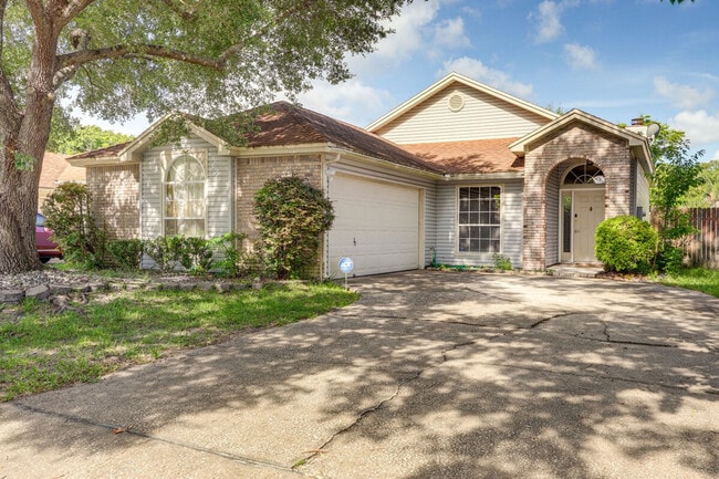 Foto del edificio - 3812 Tallcott Dr